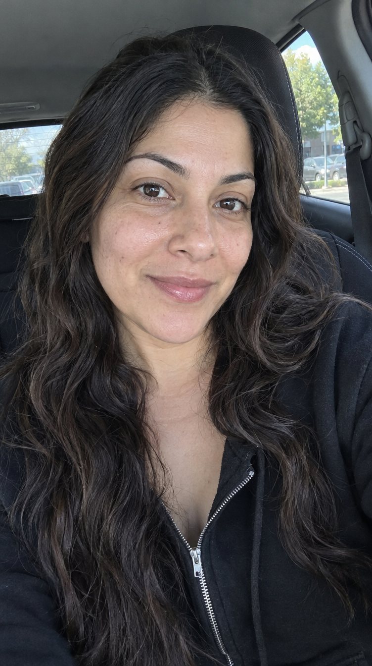 AI demo model 3, selfie